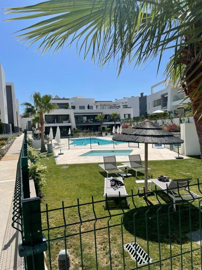 Vanian Gardens Apartment -Stella エステポナ エクステリア 写真